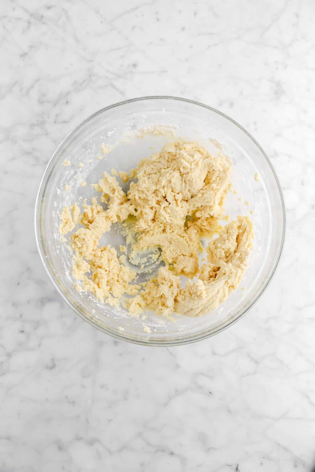 white chocolate cookie dough in glass bowl