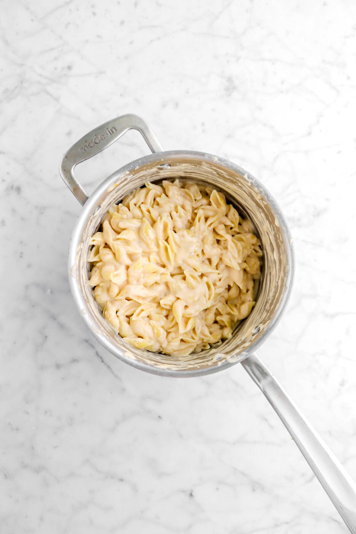 macaroni and cheese in small pot