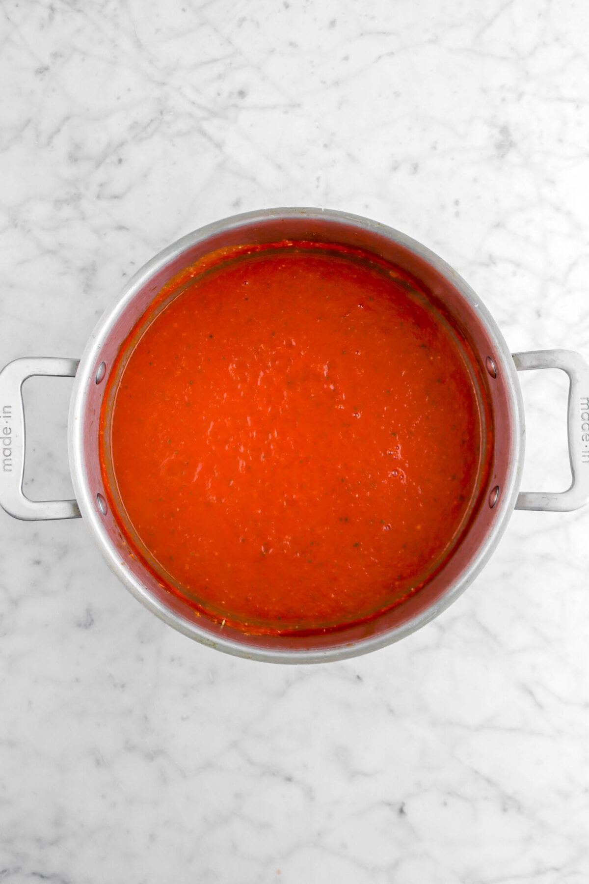 tomato sauce in large stock pot