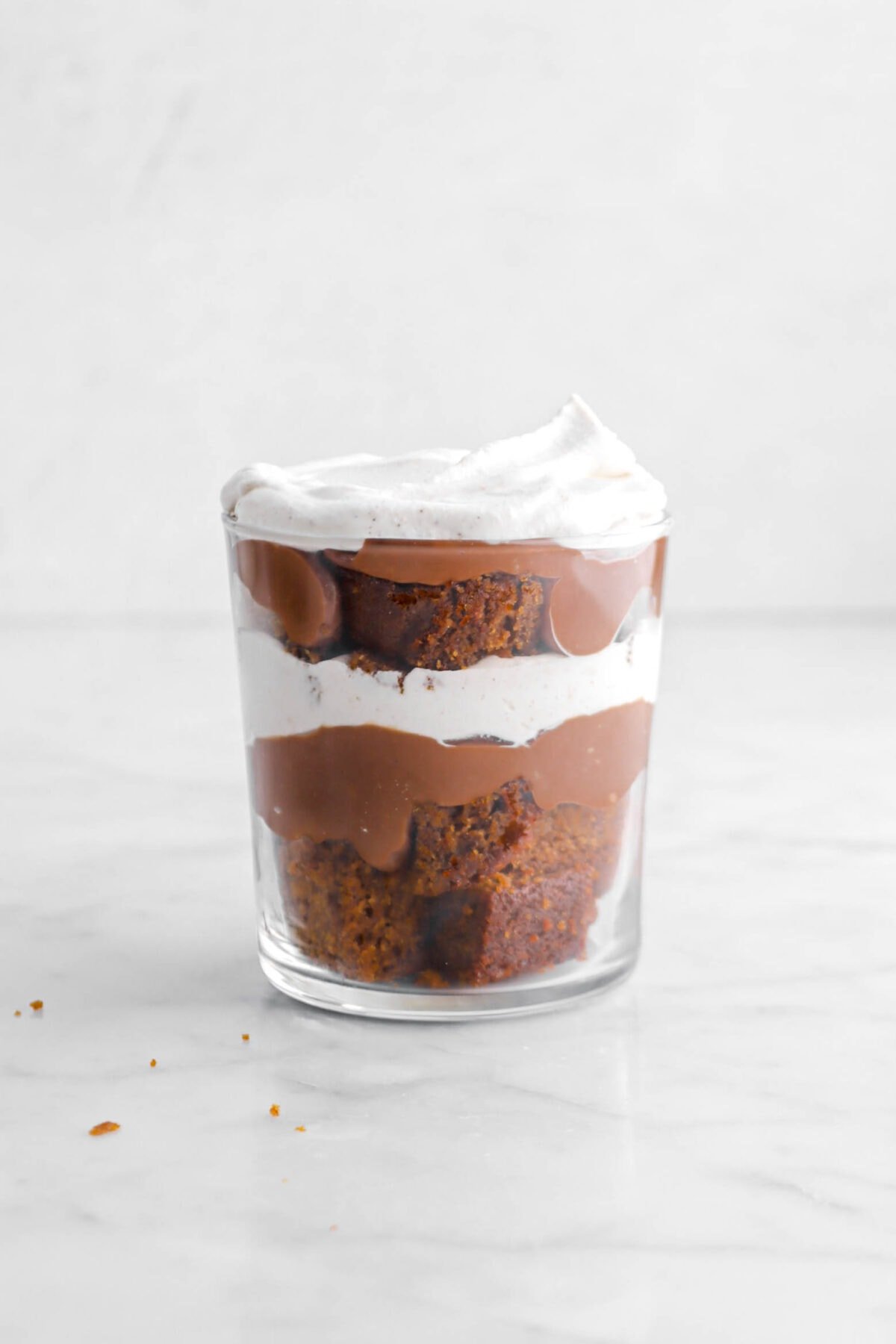 gingerbread trifle in glass.