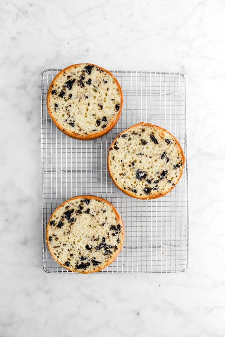 Oreo Cake with Oreo Frosting (Cookies and Cream!) - Bakers Table